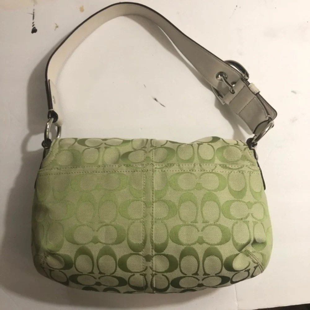 Coach RARE signature y2k green white leather soho bag f15668